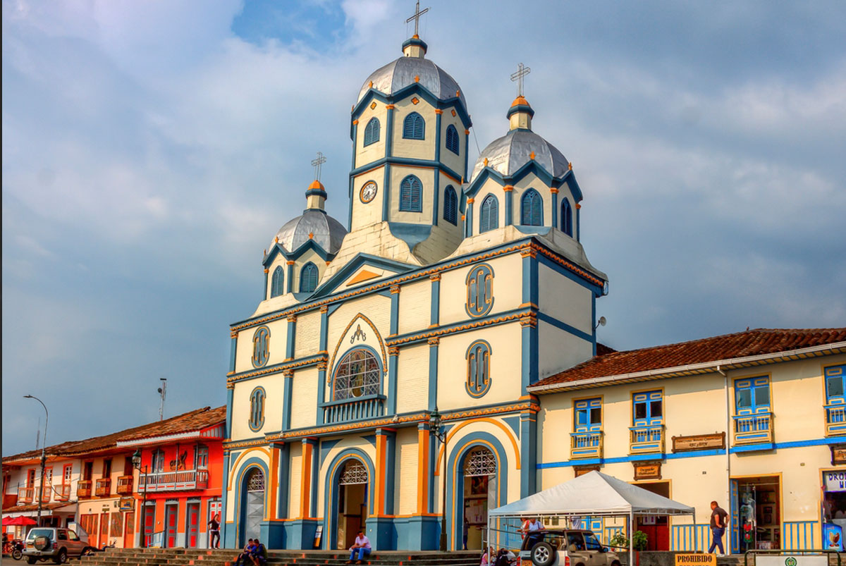 Iglesia de Filandia, QuindÃ­o â€” origen del cafÃ© Elodia